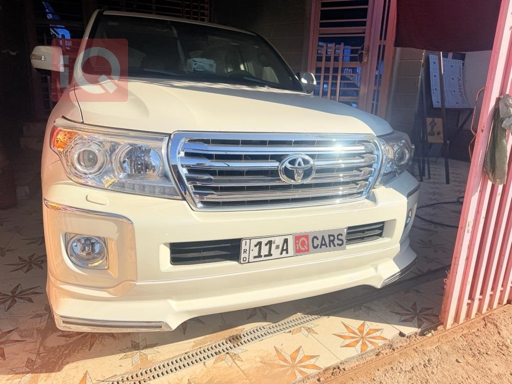 تويوتا لاندكروزر